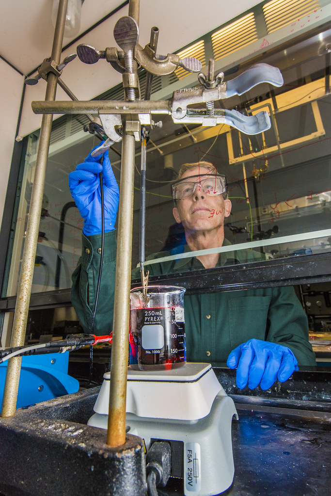 How materials engineers improve a thermoelectric generator